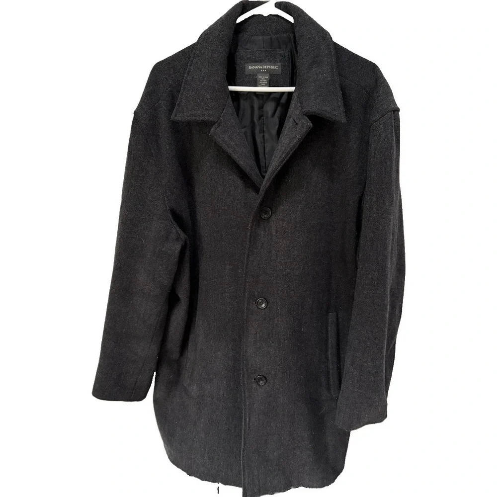 Banana Republic Men's Gray Wool Blend Overcoat XL Lined Pockets Button Mid